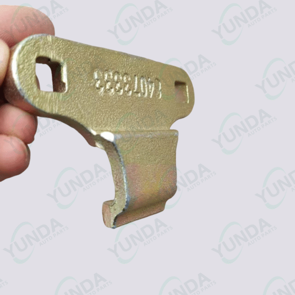 Knife clamp for harvester header 84073333 New Holland - Image 3